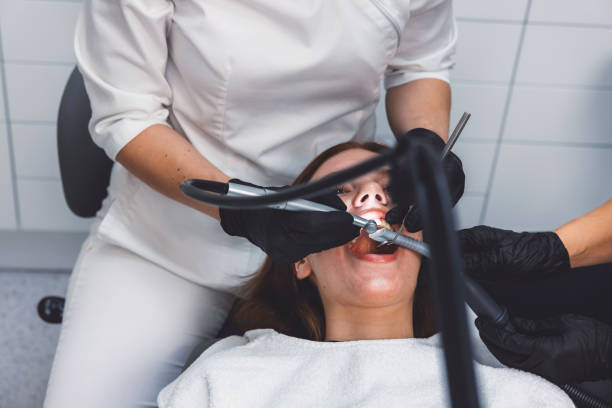 Best Emergency Denture Repair in Woodlands, CA